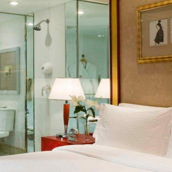 Mercure On Renmin Square